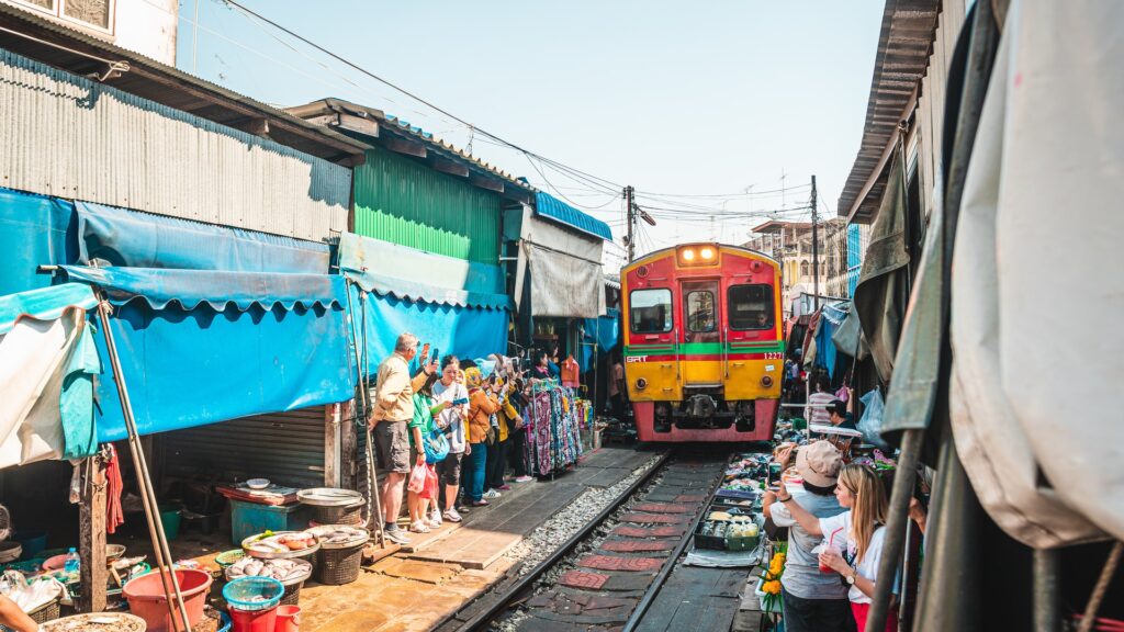 Train en Thaïlande - voyage sur mesure à bangkok