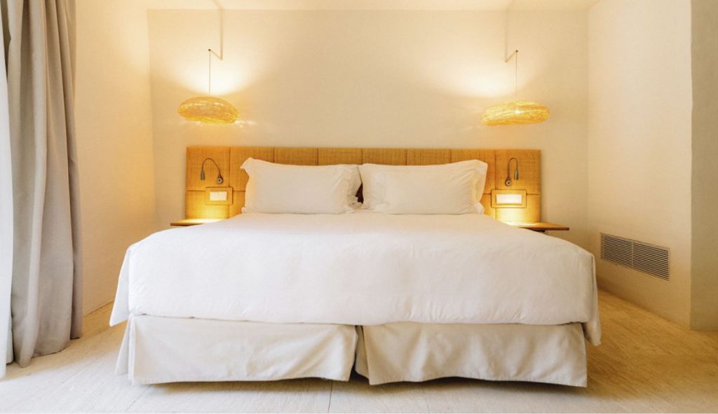 hotel de luxe minorque bord de mer - albenc