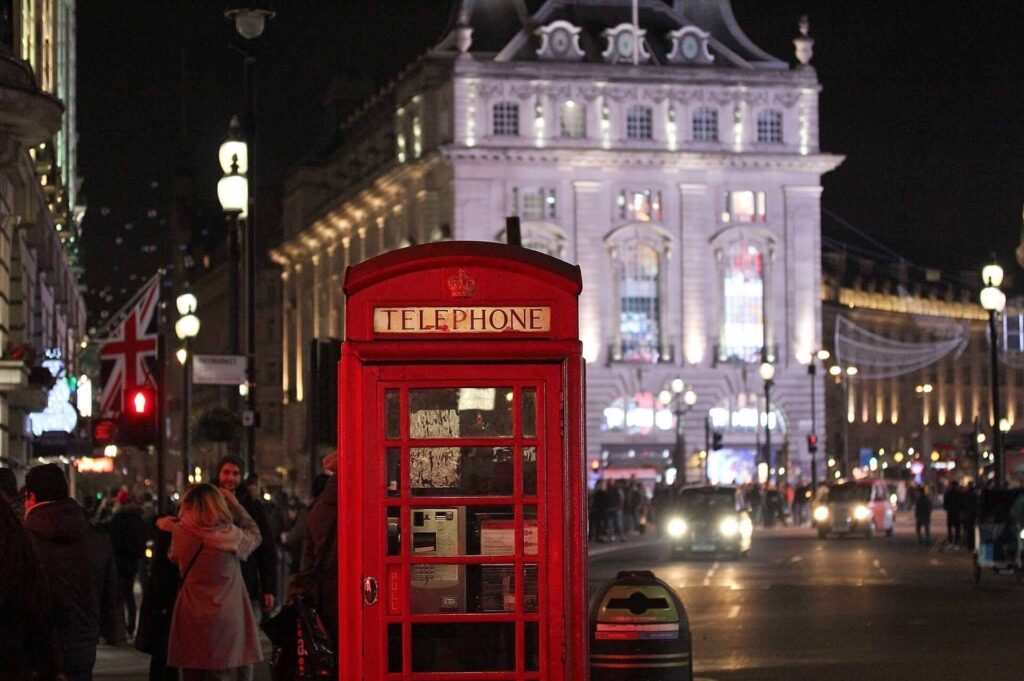 cabine téléphonique Londres piccadilly circus