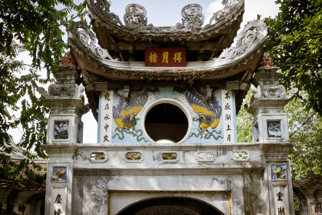 Temple Ngoc Son