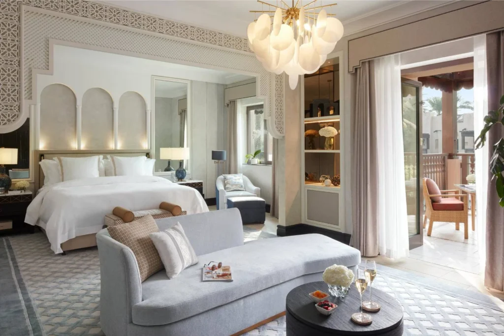 Voyage de luxe à Dubaï - Suite avec jardin dans une palmeraieJumeirah Dar Al Masyaf