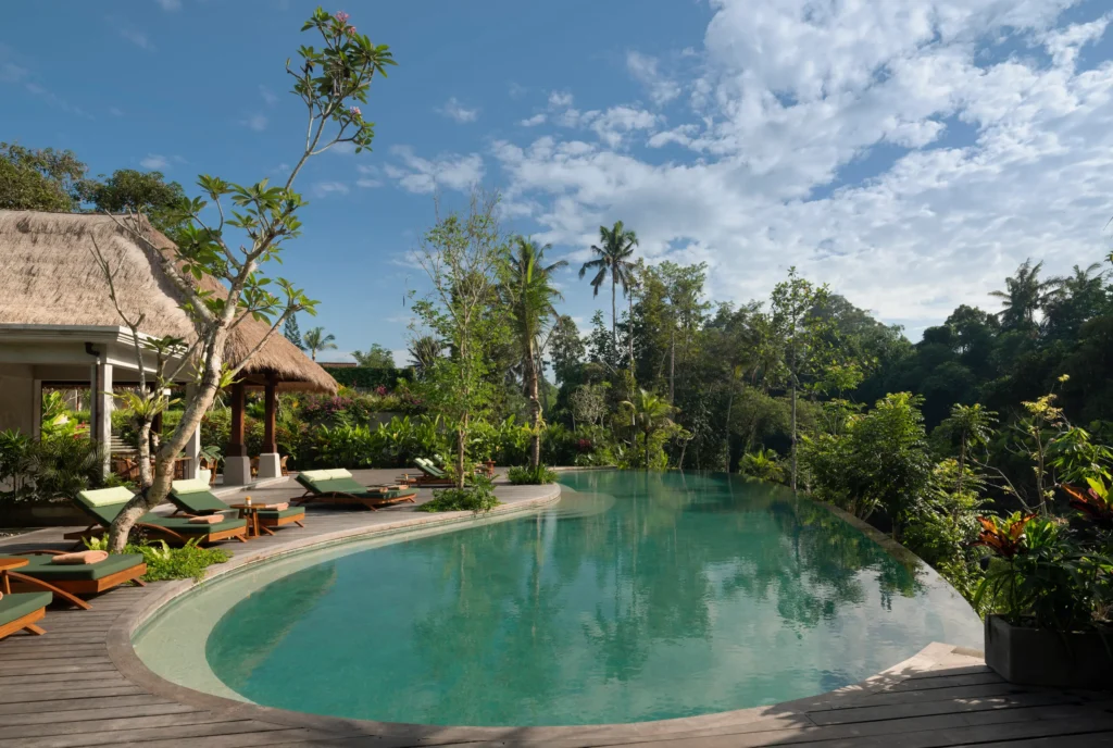 adiwana suweta resort