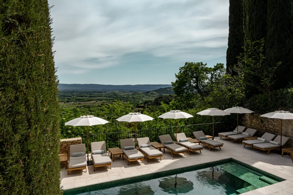 Piscine Crillon le Brave